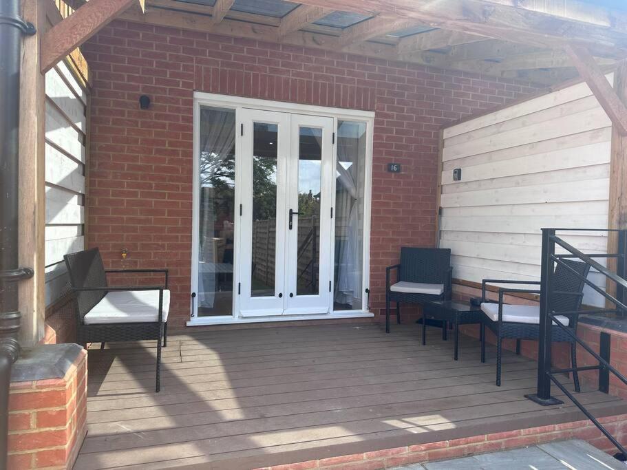 Vila Riverside 3 Bed House Winchester Exteriér fotografie